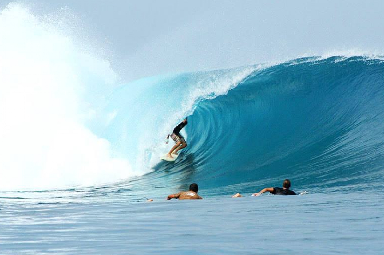 surf trip indonesia mentawai