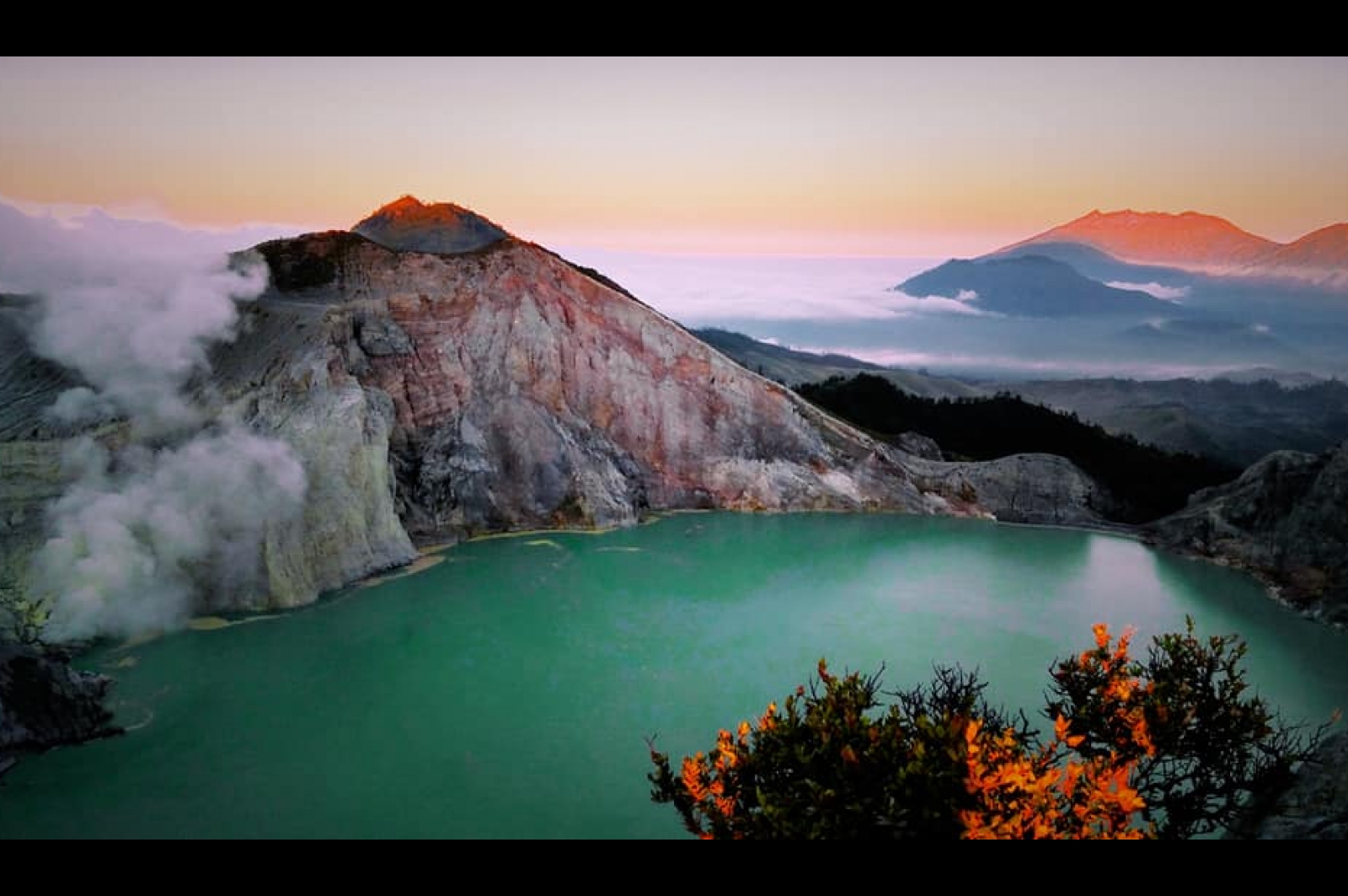  Ijen  Crater  Surabaya Indonesia  Gokayu Your Travel Guide