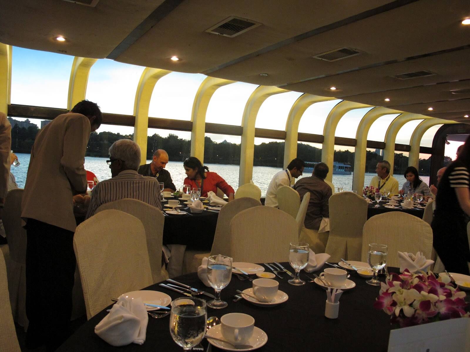 cruise putrajaya dinner